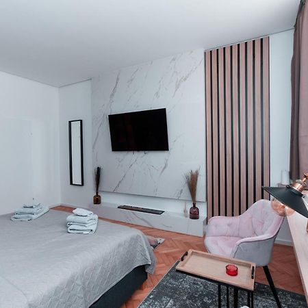 Petit Luxe Apartment Bécs Kültér fotó
