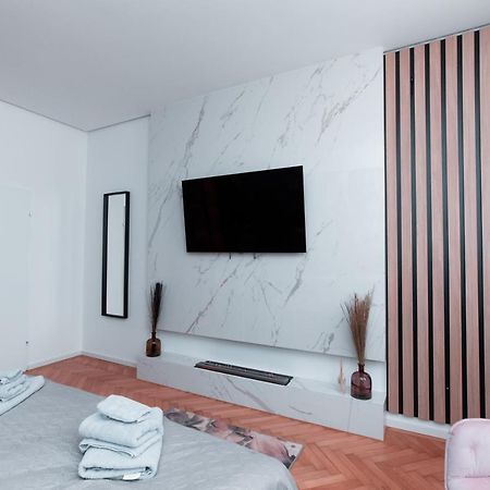 Petit Luxe Apartment Bécs Kültér fotó